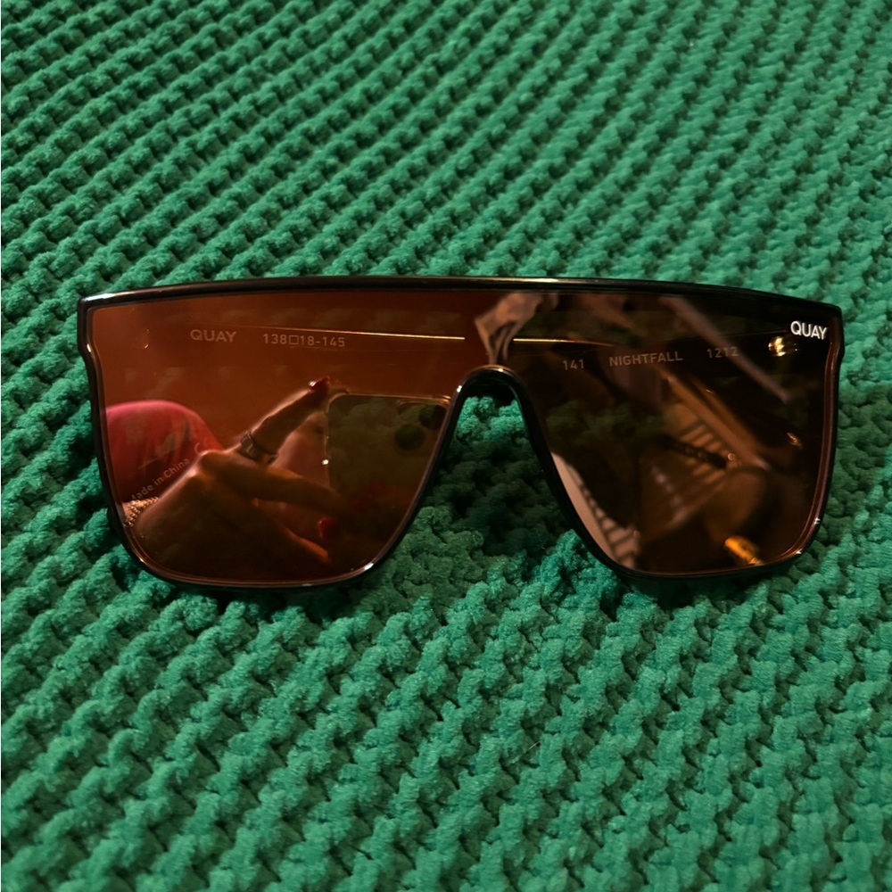 QUAY nightfall sunglasseses